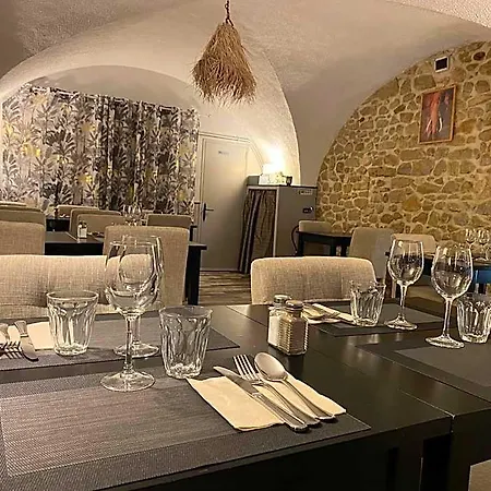 Restaurant Le Clos Hotel Vallon-Pont-dʼArc